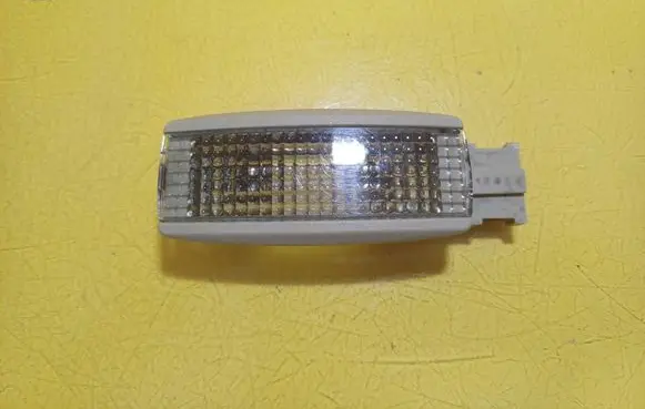Volkswagen New Beetle Rear seat light 3B0947113