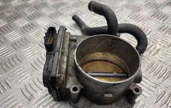 Volvo XC90 Throttle valve 30622273