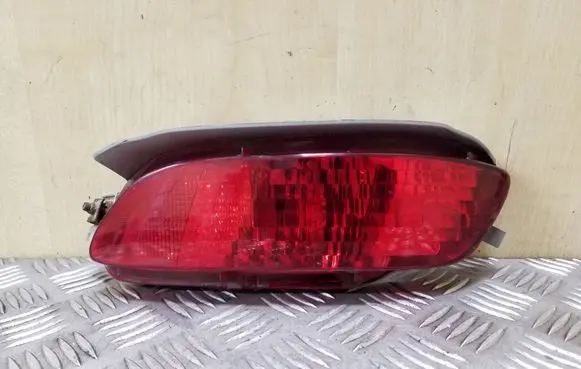 Lexus RX 330 - 350 - 400H Rear fog light 