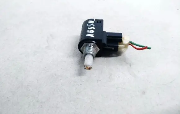 Toyota Avensis T250 Brake pedal sensor switch CV591