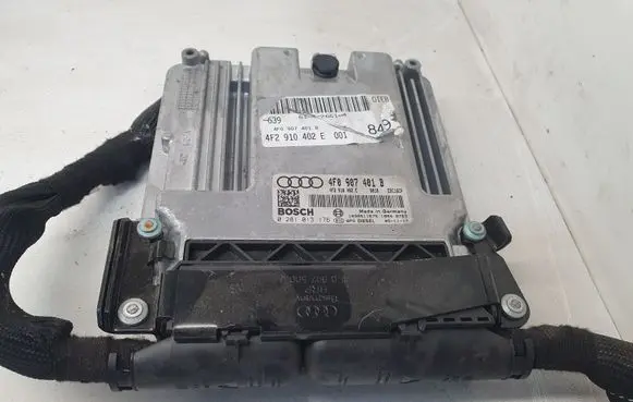 Audi A6 S6 C6 4F Engine control unit/module 4F0907401B