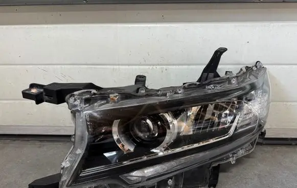 Toyota Land Cruiser (J150) Headlight/headlamp LANDCRUISER150