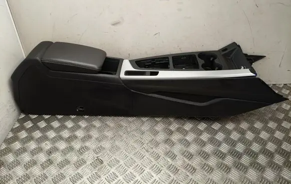 Audi A5 8T 8F Center console 8W0864981B