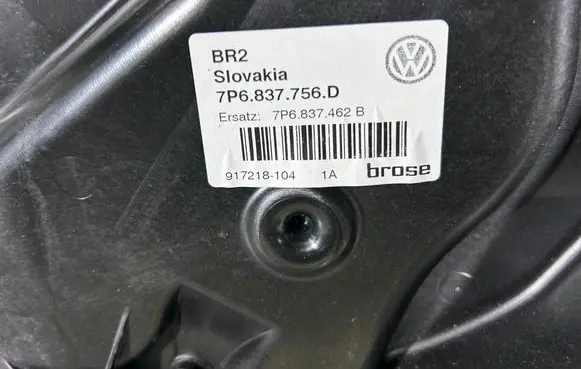 Front door window regulator with motor