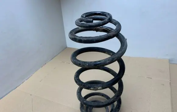 Opel Astra J Rear coil spring 003227