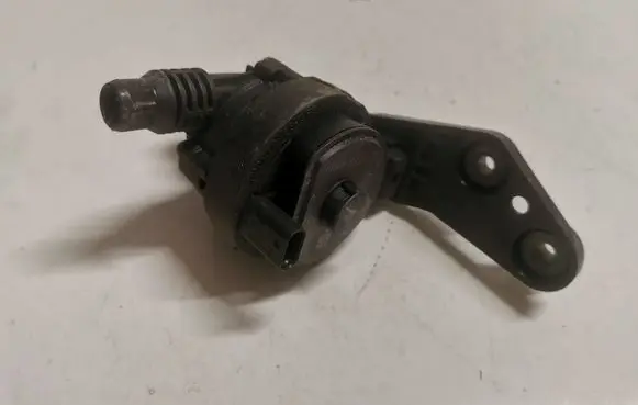 BMW 3 G20 G21 Electric auxiliary coolant/water pump 8477210