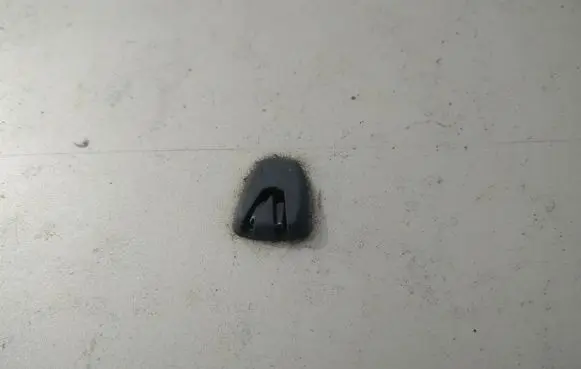Volvo S80 Windshield washer spray nozzle 