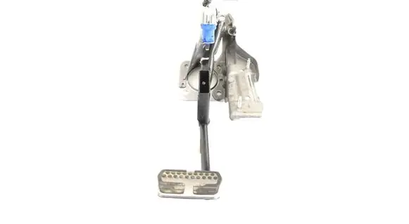 Ford Focus Brake pedal BV612467FD