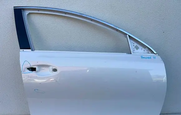 KIA Pro Cee'd III Front door 
