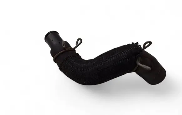 Toyota Avensis T270 Breather/breather pipe/hose 122610R020