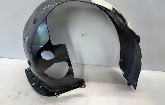 KIA Stonic Front arch 