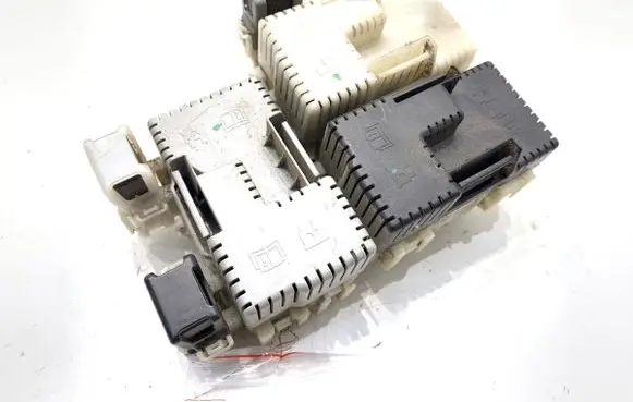 Ford Galaxy Fuse box set