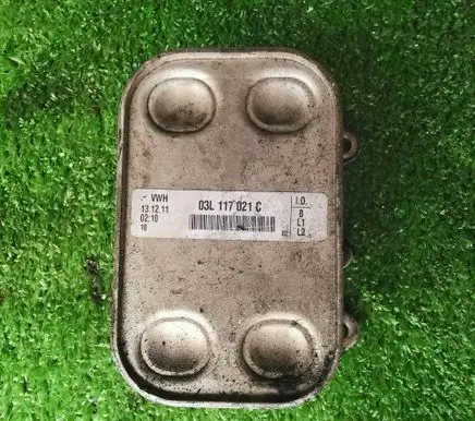 Audi A3 S3 8P Engine oil radiator 03L117021C