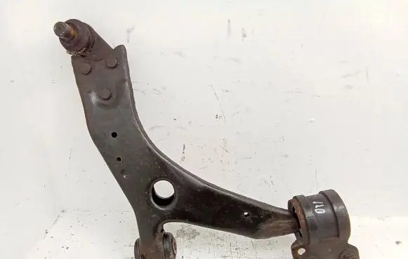 Ford Kuga I Front lower control arm/wishbone
