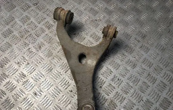 Rear upper control arm/wishbone