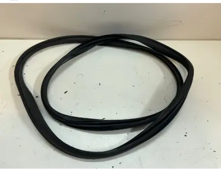 Mazda 2 Rubber seal rear door 