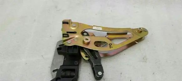 Mercedes-Benz SL R230 Convertible roof lock/latch A2307900471
