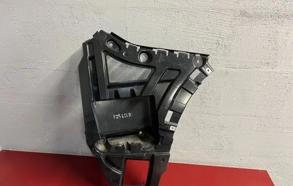 BMW X3 F25 Bumper support mounting bracket corner 7338764 51127338764