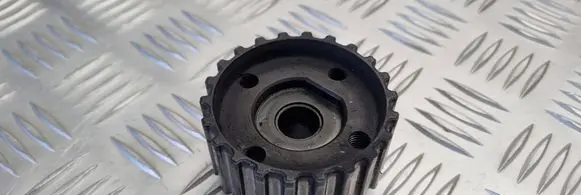 Audi A4 S4 B5 8D Crankshaft gear 028105263A