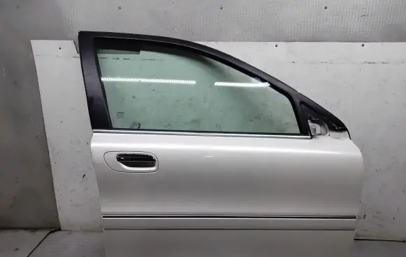 Volvo S80 Front door