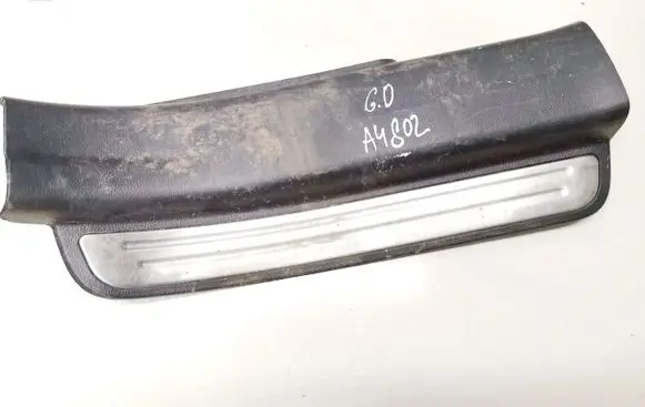 Chevrolet Captiva Rear sill trim cover 96630474