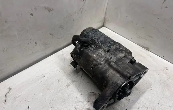 Hyundai Terracan Starter motor