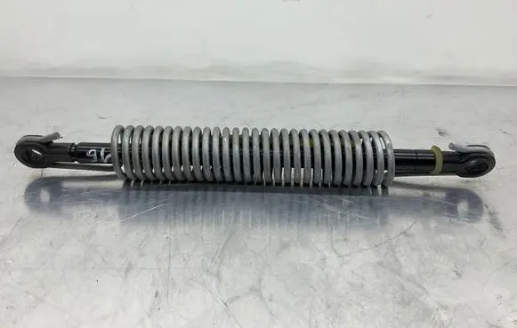 BMW 5 E60 E61 Tailgate/trunk/boot tension spring 7141490