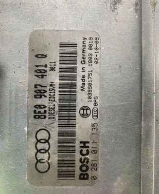 Audi A4 S4 B6 8E 8H Engine control unit/module 8E0907401Q 0281011135 1039S01751