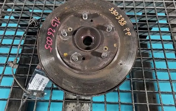 Front wheel hub spindle knuckle
