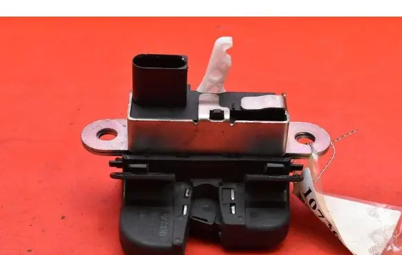 Seat Ibiza IV (6J,6P) Tailgate/trunk/boot lock/catch/latch 6J4827505B