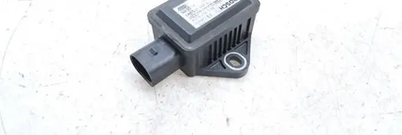 Volkswagen Phaeton ESP acceleration yaw rate sensor 8E0907637A 5002320 0265005245