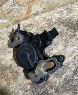 Audi A4 S4 B8 8K Oil breather separator 06K103495BL 06K638A