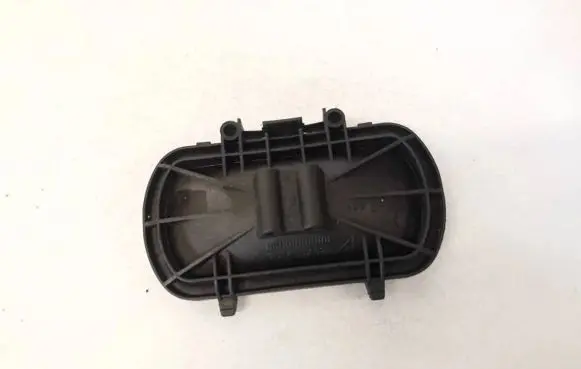 Mazda 6 Headlight/headlamp dust cover f014002522