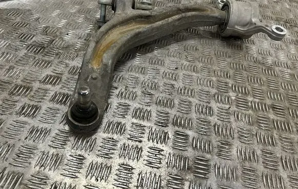 Chrysler Pacifica Front lower control arm/wishbone 68229021AG 68232193AD