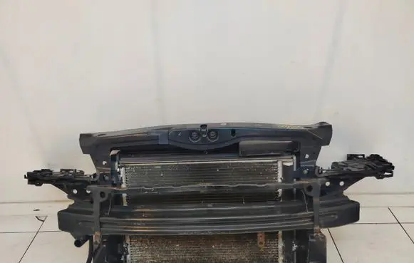 Skoda Octavia Mk2 (1Z) Radiator support slam panel 
