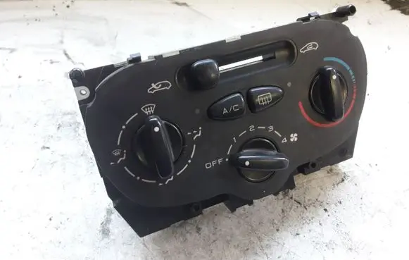 Peugeot 206 Climate control unit 64138