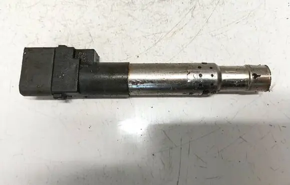 Volkswagen Phaeton High voltage ignition coil 022905715B 78112003