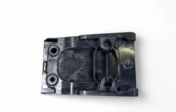 Opel Astra L Other center console (tunnel) element 9830715380