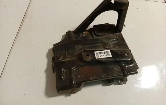 Peugeot 107 Battery bracket