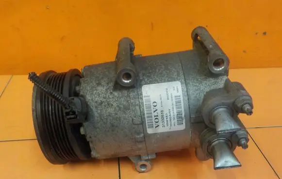 Volvo S60 Air conditioning (A/C) compressor (pump) 31332616