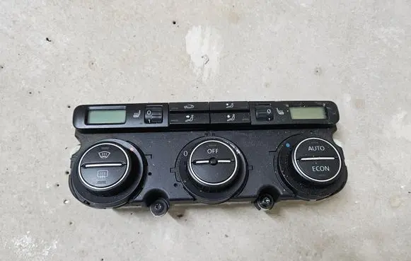 Volkswagen Touran I Climate control unit 22060552 74641450