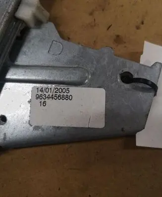 Peugeot 307 Front window lifting mechanism without motor 9634456880