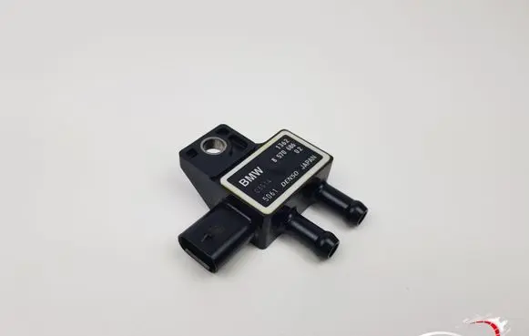 BMW 5 F10 F11 Reversing light switch sensor 8570686