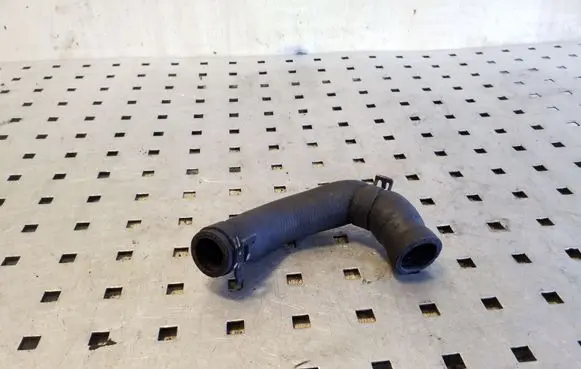 Volkswagen PASSAT CC Engine coolant pipe/hose