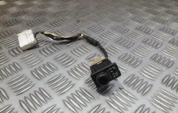 Nissan Sunny Headlight level height control switch