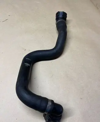Volvo V40 Engine coolant pipe/hose 31319310