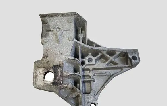 Volvo XC60 Engine mounting bracket 6G926P096