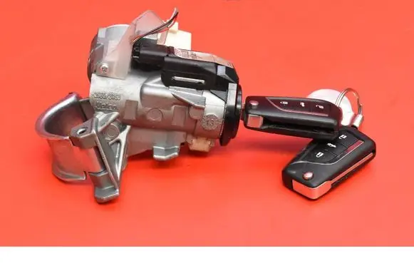 Toyota Avensis T270 Ignition lock 89783-05030
