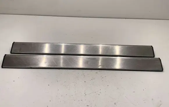 Mercedes-Benz CLS C218 X218 Front sill (body part) A2186800135