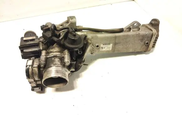 Volvo V60 EGR valve cooler 31325030 1312000036
